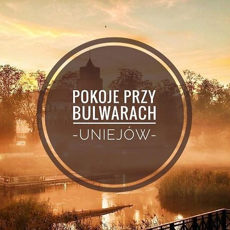 Pokoje Przy Bulwarach Uniejow Kültér fotó