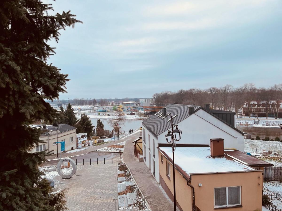 Pokoje Przy Bulwarach Uniejow Kültér fotó